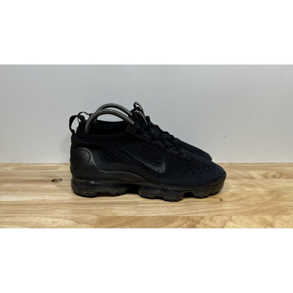 Nike Air VaporMax 2021 Flyknit Triple Black Women's Size 7 DC9454-001 Shoes